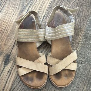 Skechers Tan Crisscross Memory Foam Slip-On Sandals